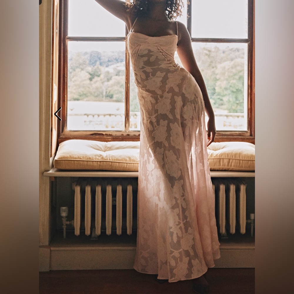 Soft pink floral lace back maxi dress